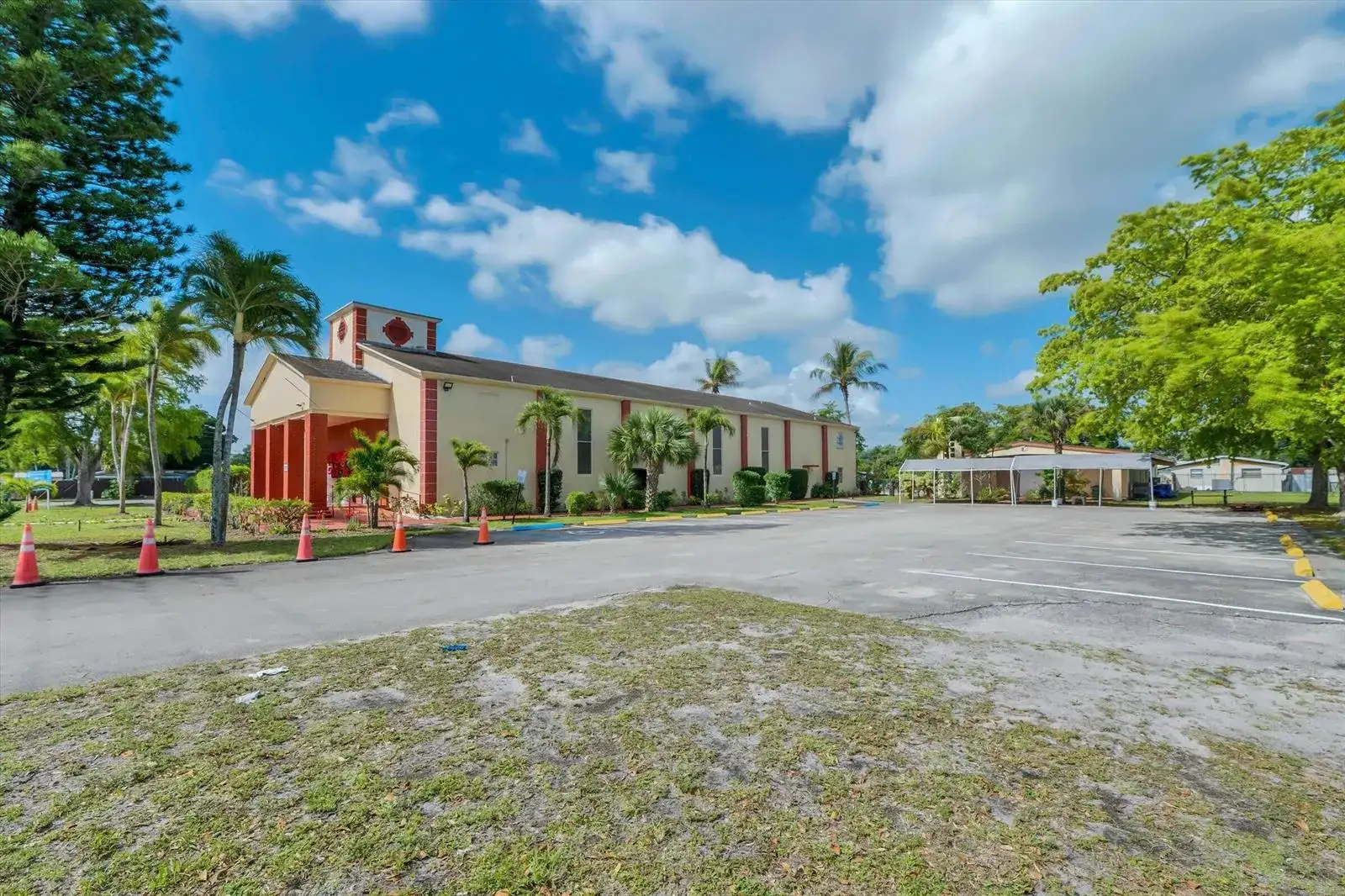 4101 SW 61st Avenue, Davie FL 33314 photo 2
