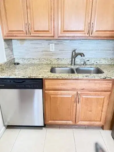 186 Norwich H # 186, West Palm Beach FL 33417 photo 3