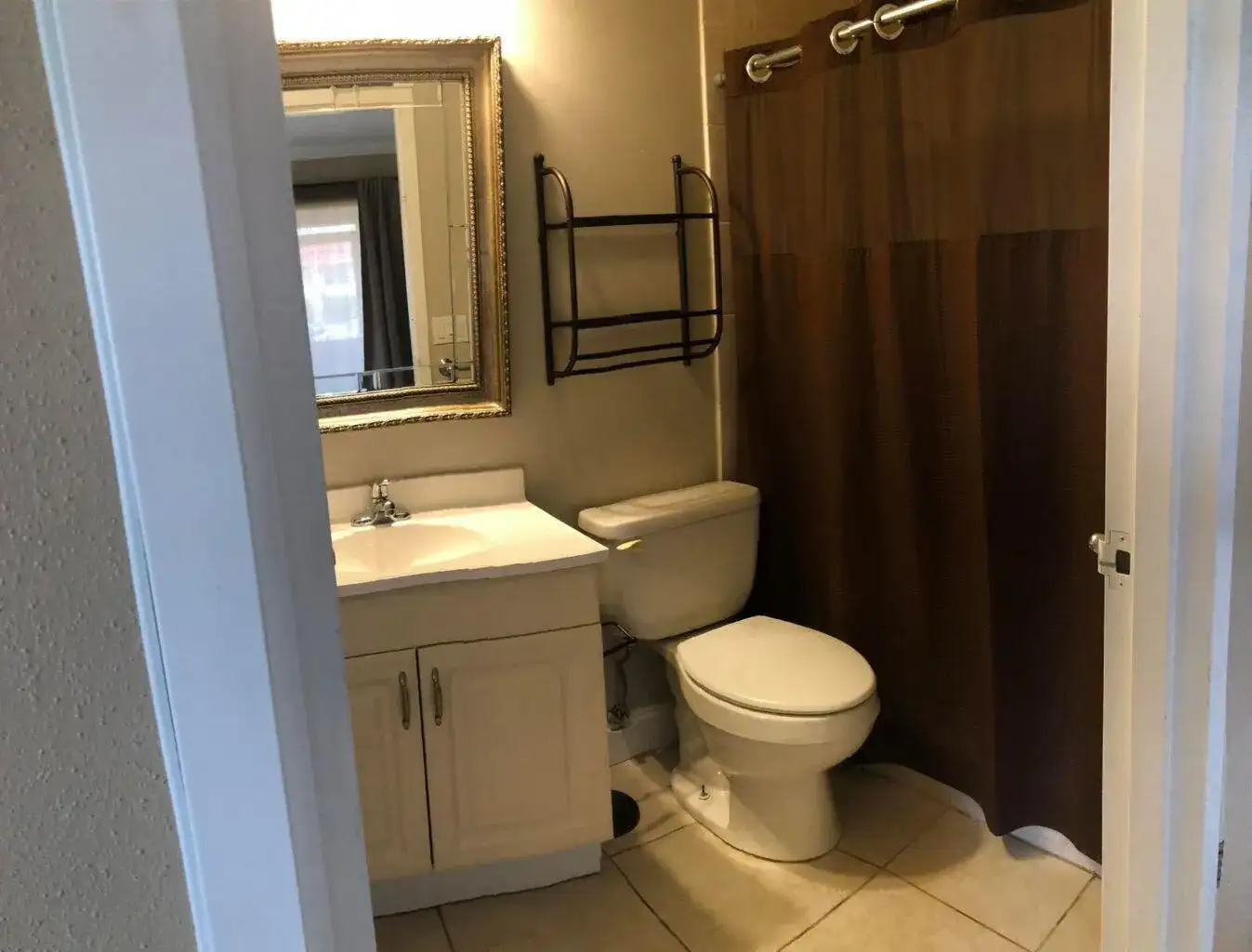 163 Waterford G, Delray Beach FL 33446 photo 5