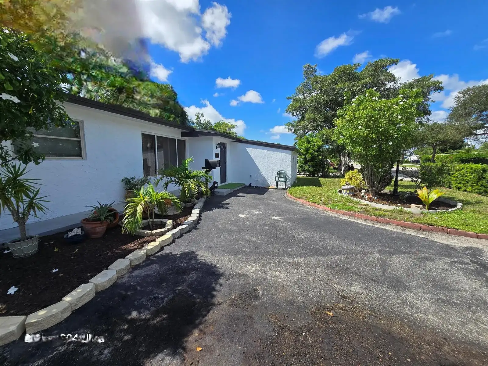 6138 Southgate Boulevard, Margate FL 33068 photo 2