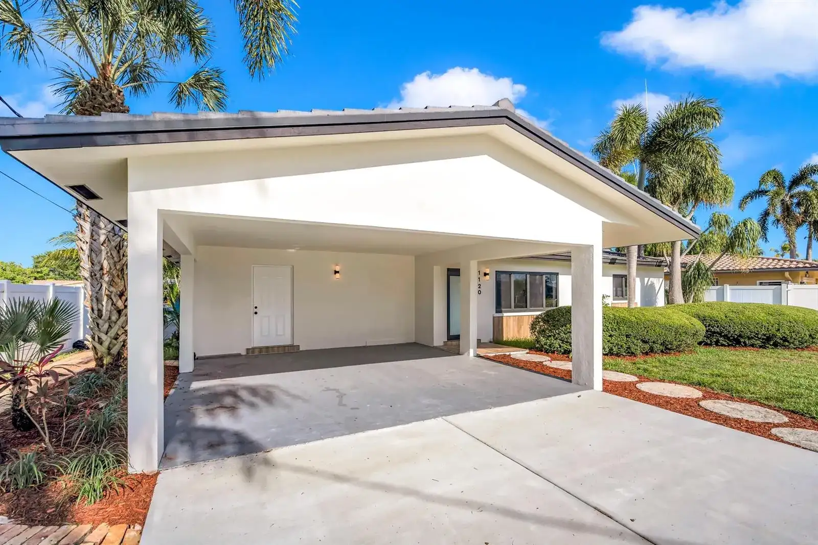 1120 SE 9th Avenue, Pompano Beach FL 33060 photo 3