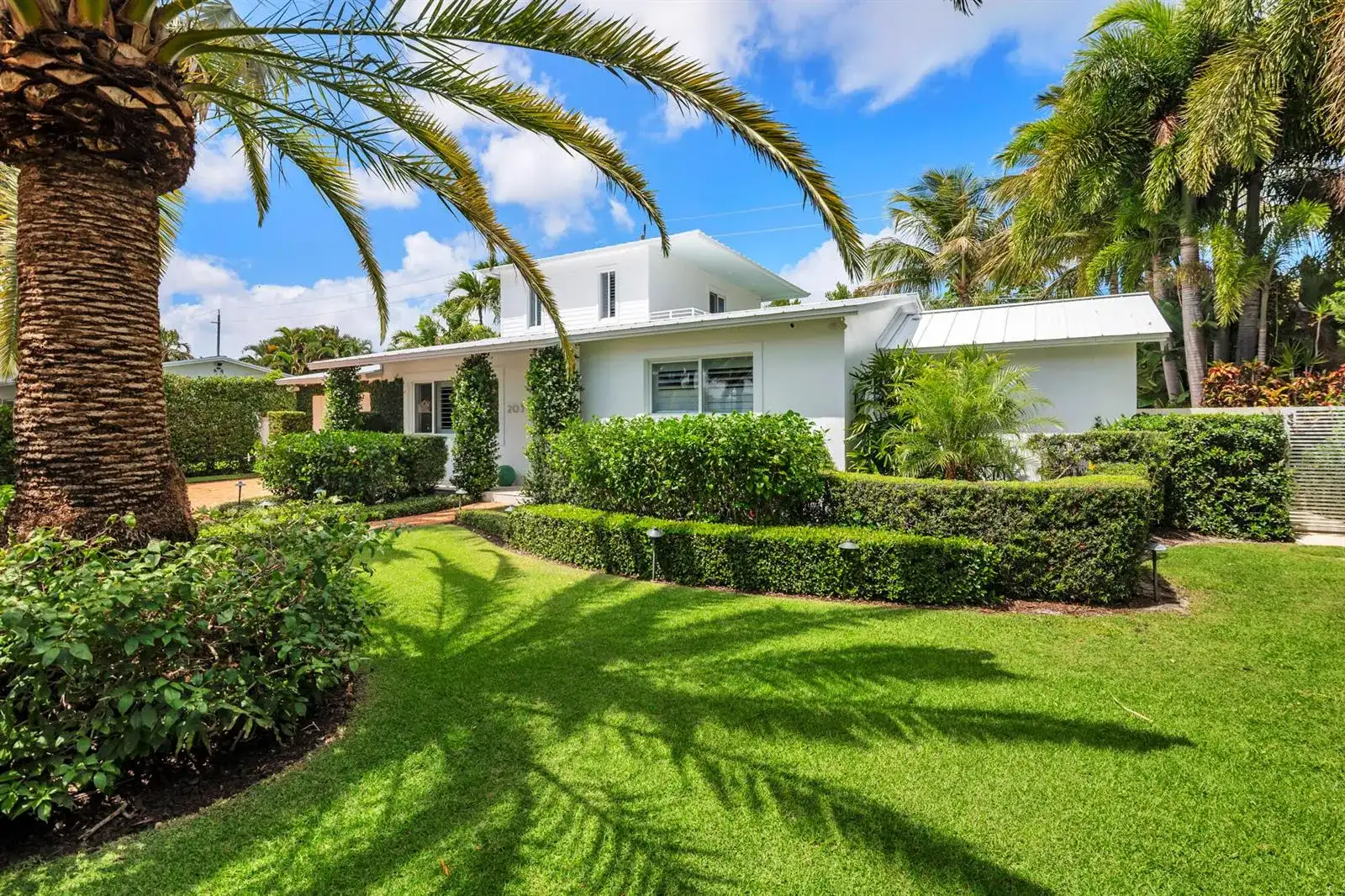 203 Arlington Road, West Palm Beach FL 33405 photo 3