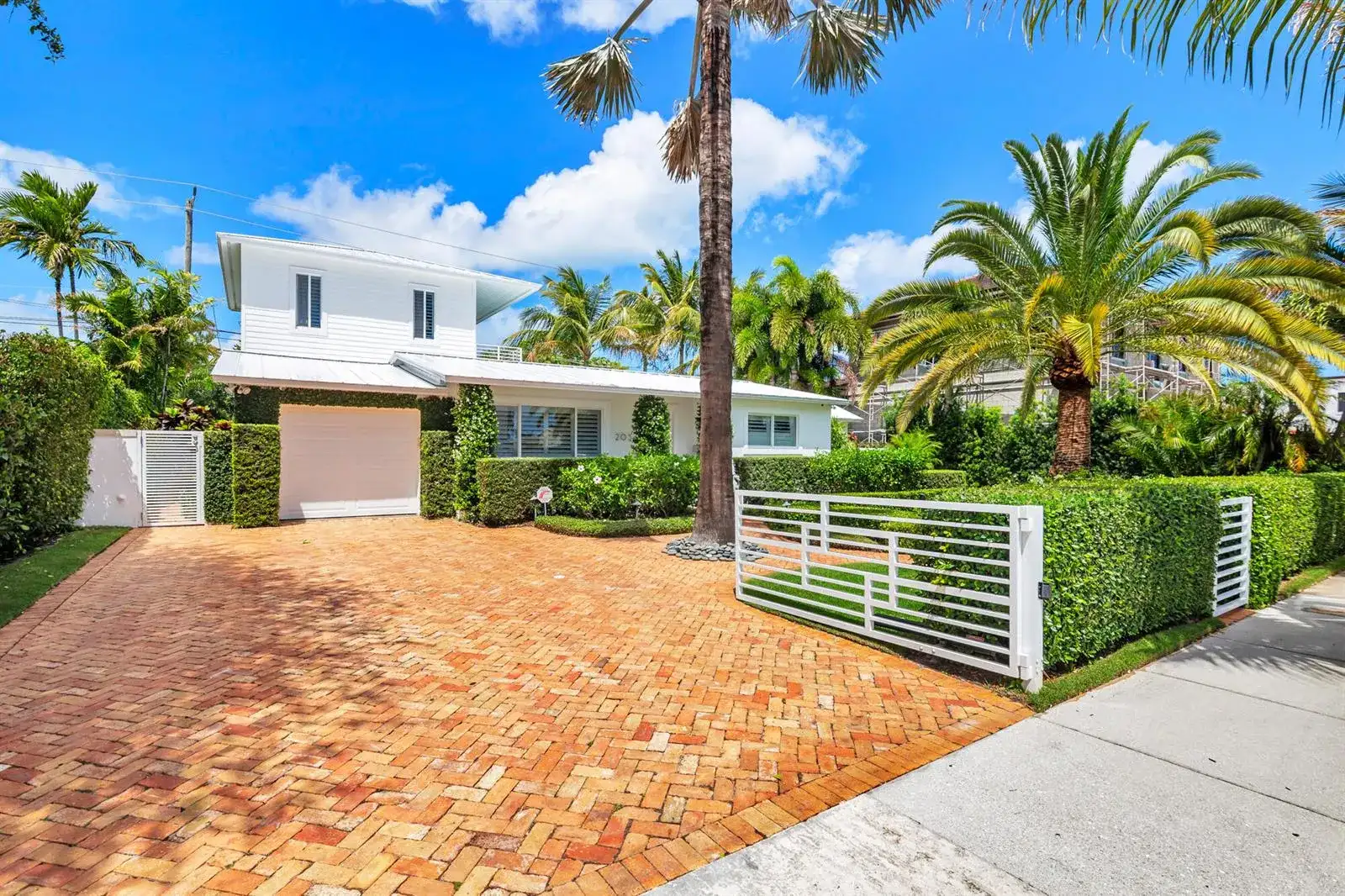 203 Arlington Road, West Palm Beach FL 33405 photo 4