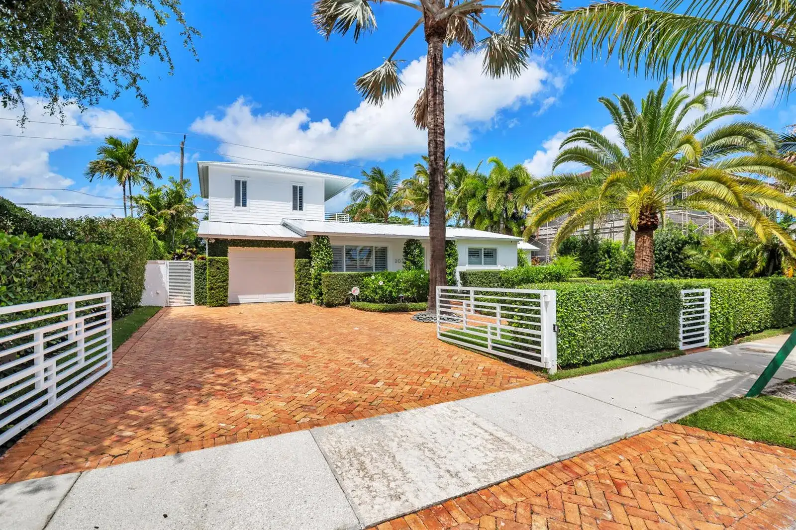 203 Arlington Road, West Palm Beach FL 33405 photo 5