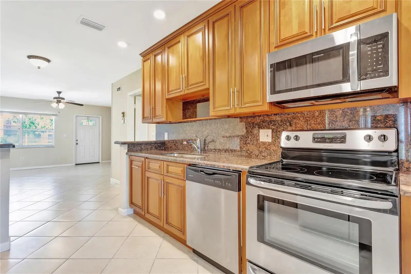 7290 NW 1st Street # 205, Margate FL 33063 photo 3