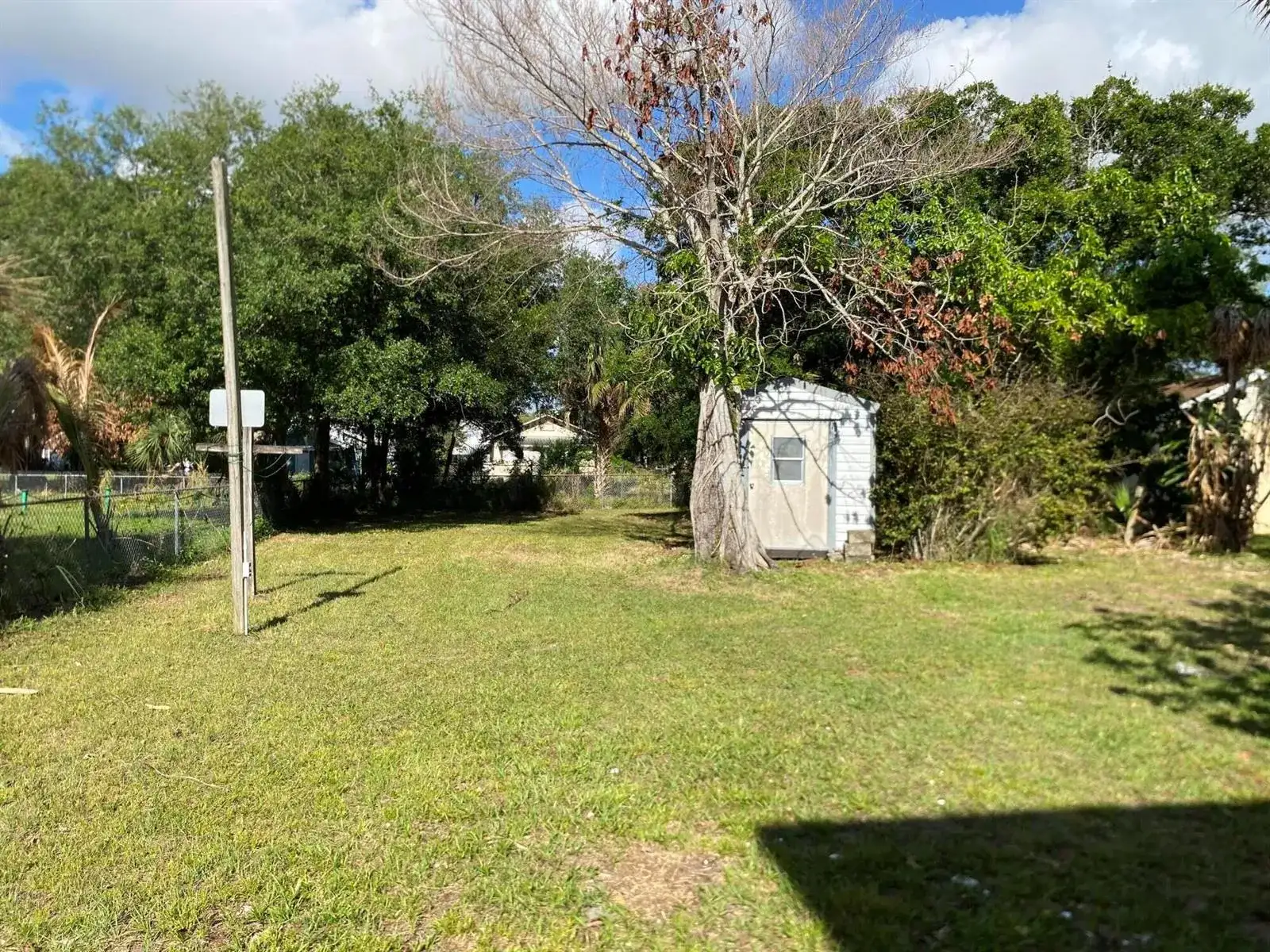 319 N 11th Street, Fort Pierce FL 34950 photo 4
