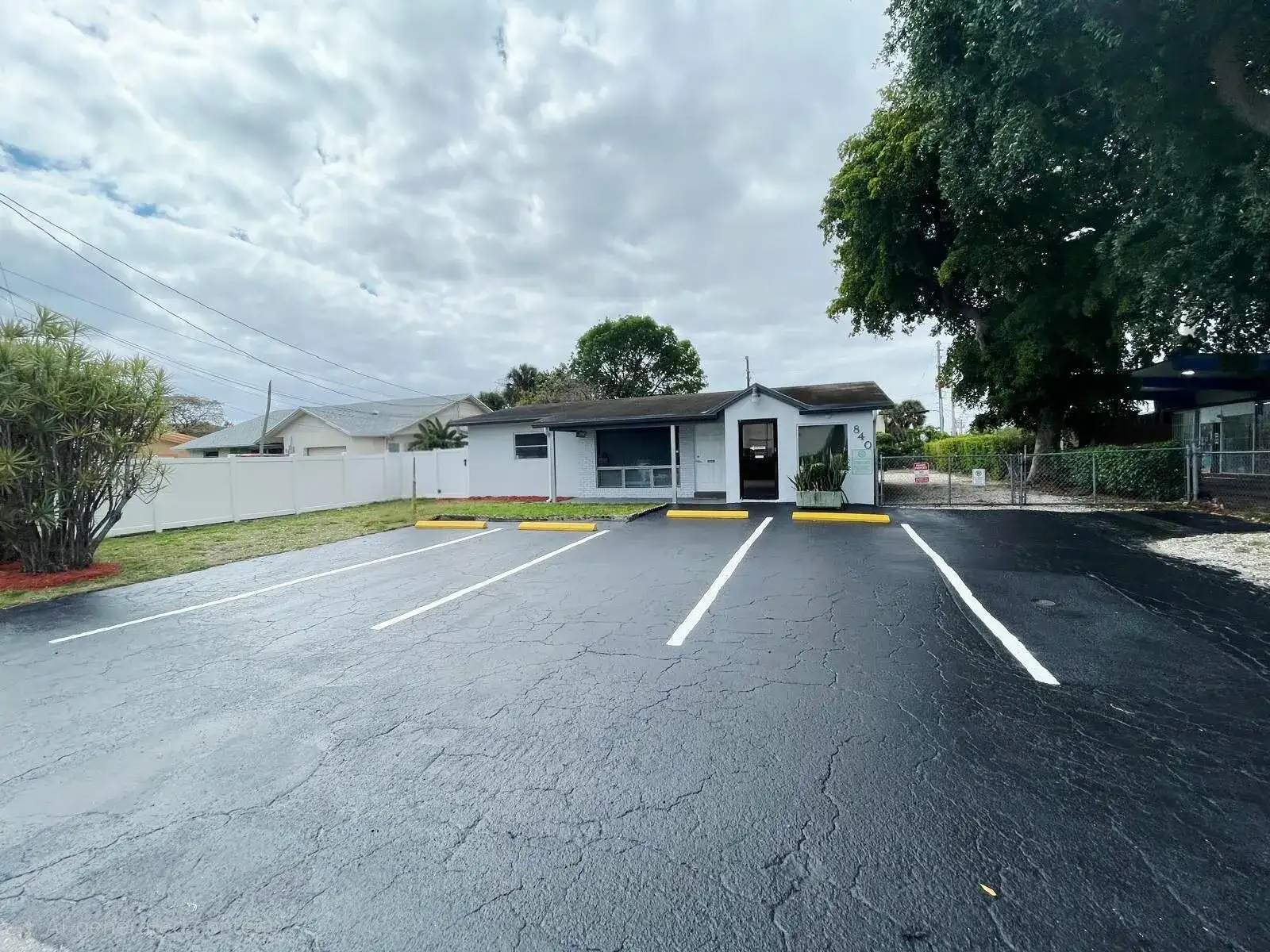 840 NW 33rd Street, Oakland Park FL 33309 photo 2