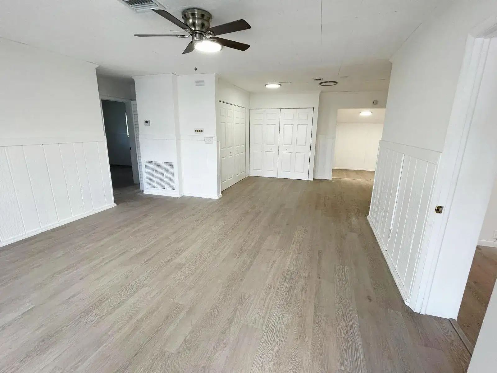 840 NW 33rd Street, Oakland Park FL 33309 photo 4