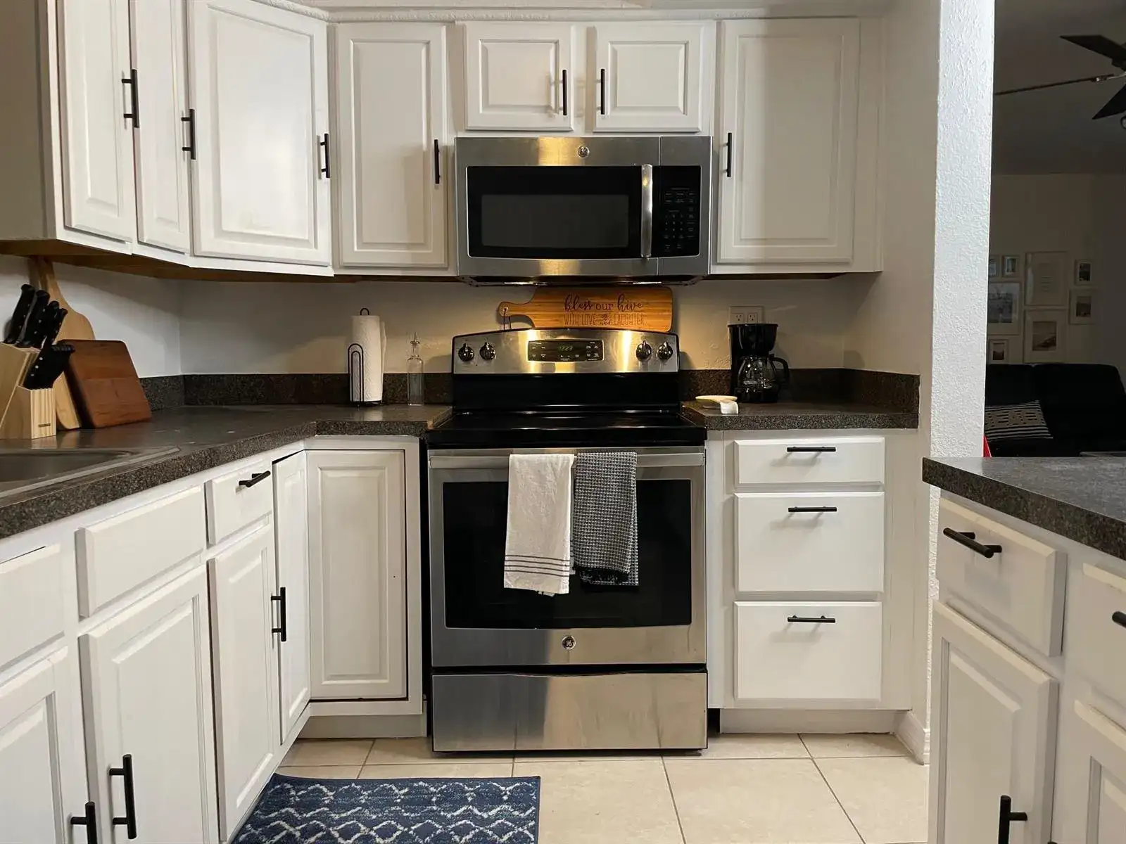 1067 SW 3rd Street, Hallandale Beach FL 33009 photo 2