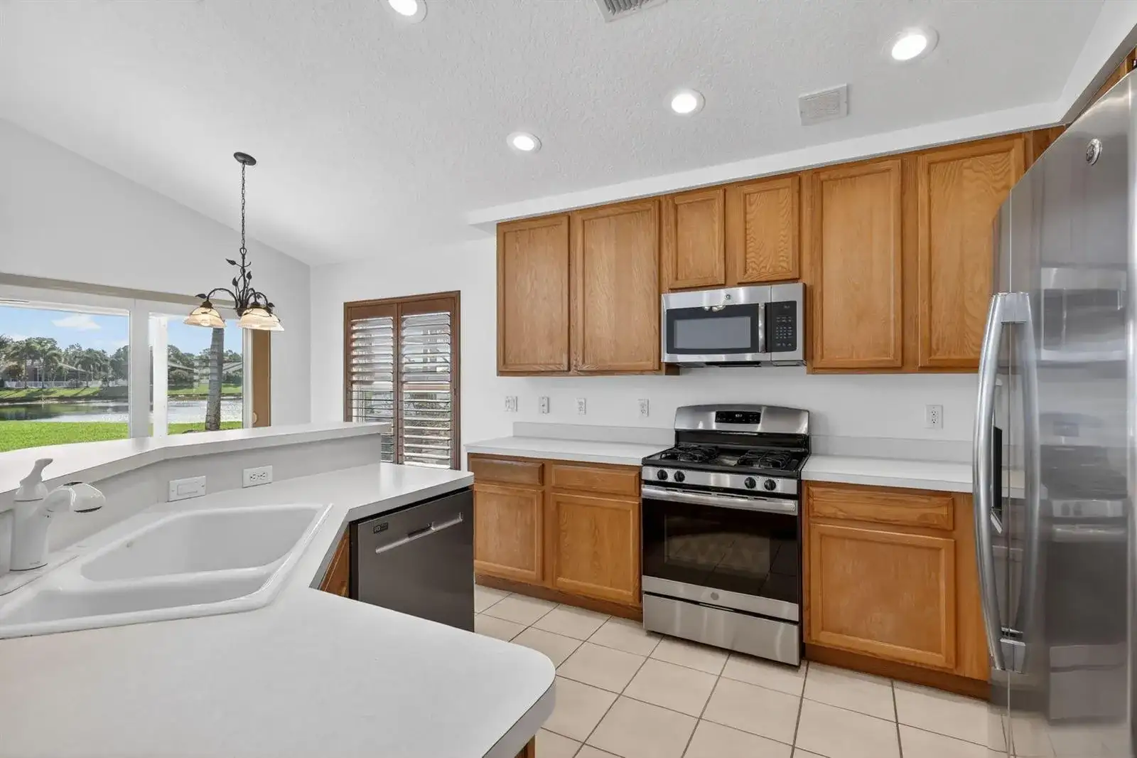 1021 SE Westminster Place, Stuart FL 34997 photo 4