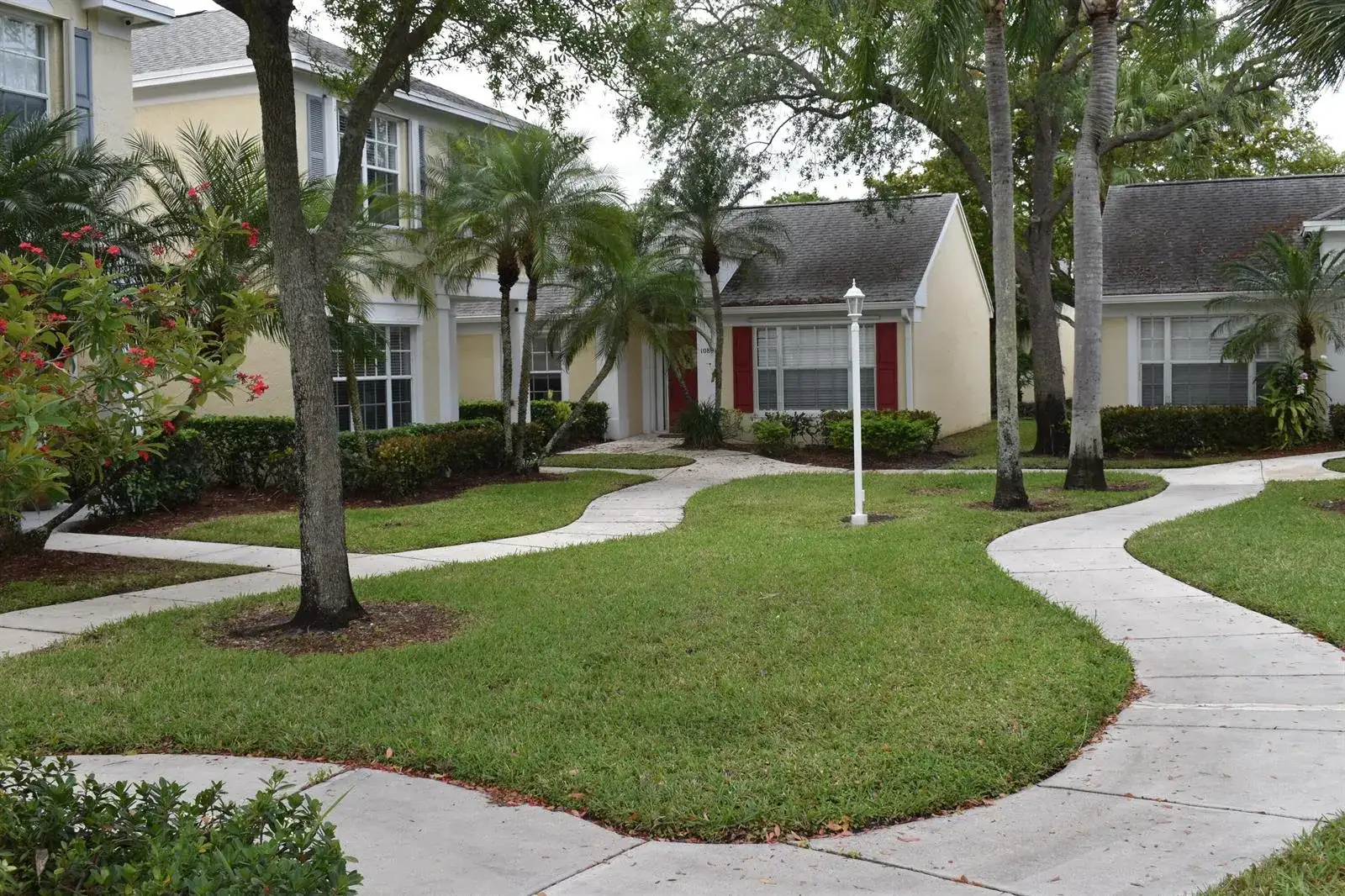 10881 Sea Hibiscus Lane, Tamarac FL 33321 photo 2