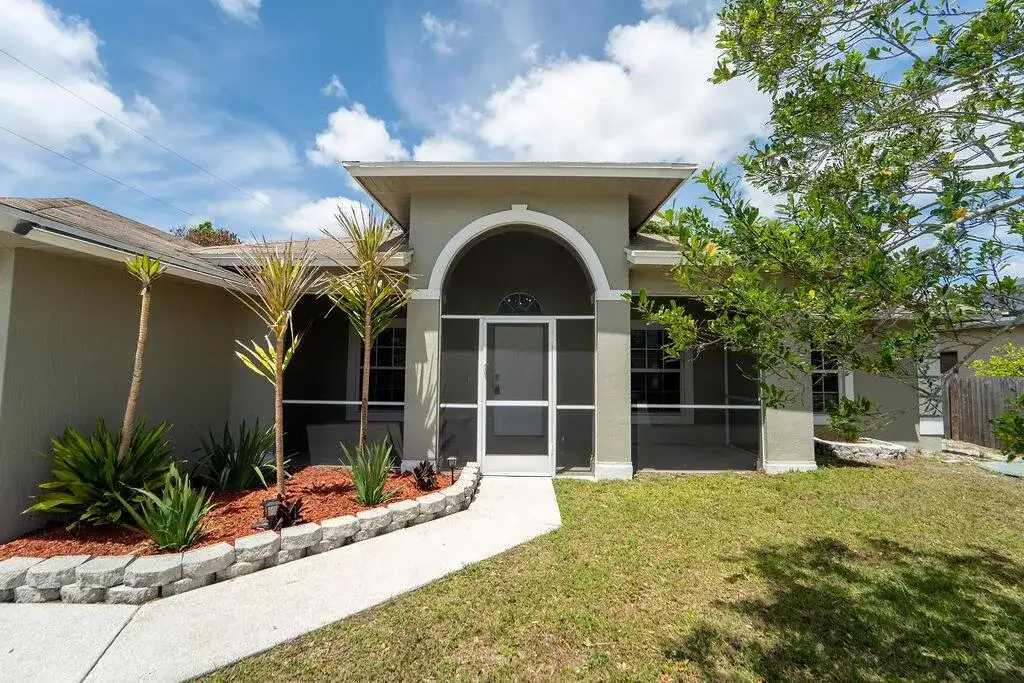 517 SW Paar Drive, Port St. Lucie FL 34953 photo 4