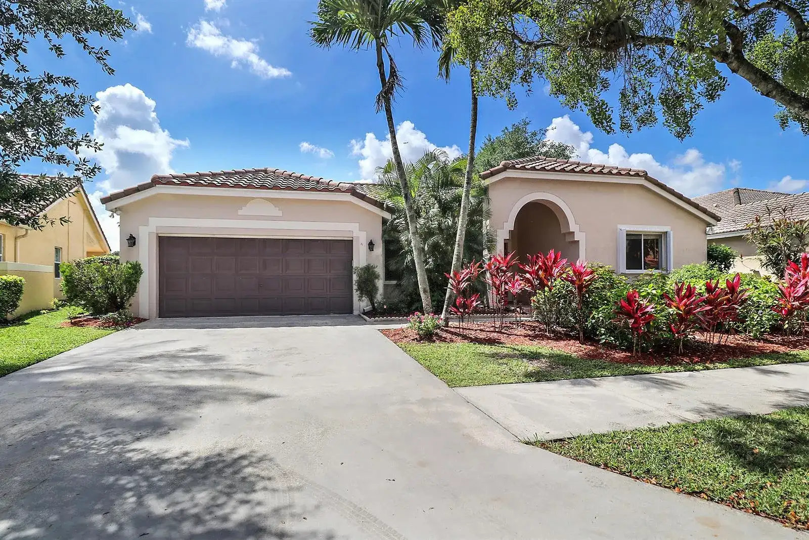 1968 Water Ridge Drive, Weston FL 33326 photo 2