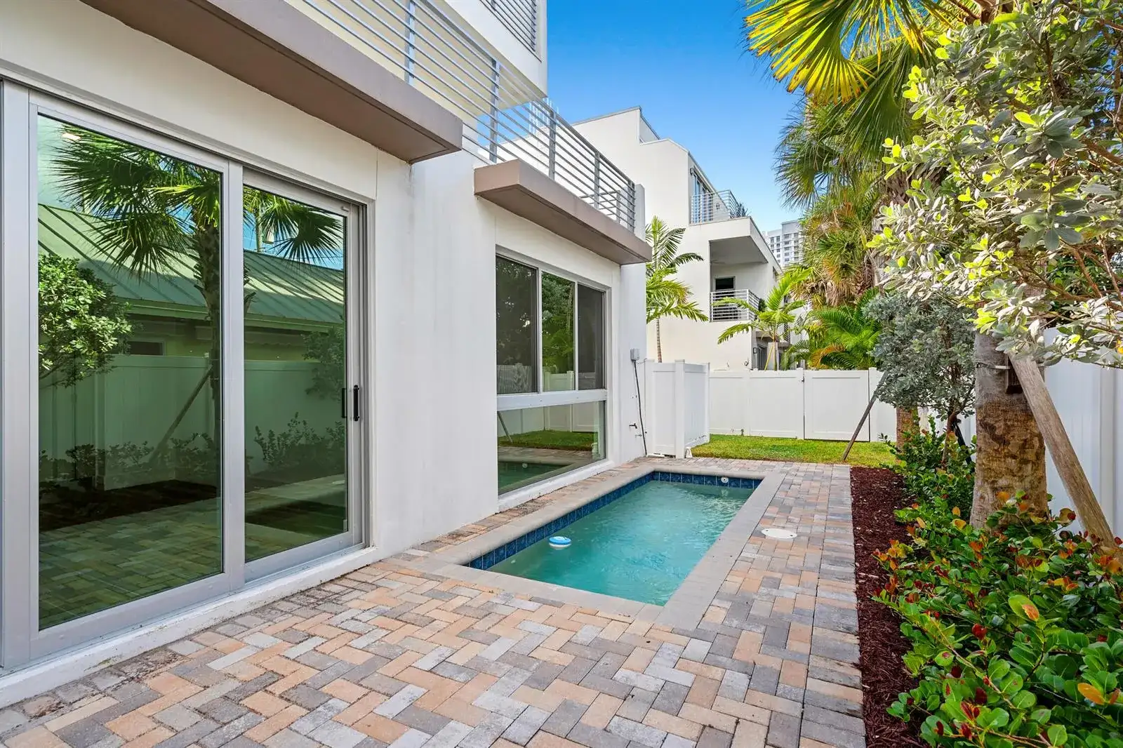 11 SE 11th Avenue, Fort Lauderdale FL 33301 photo 4