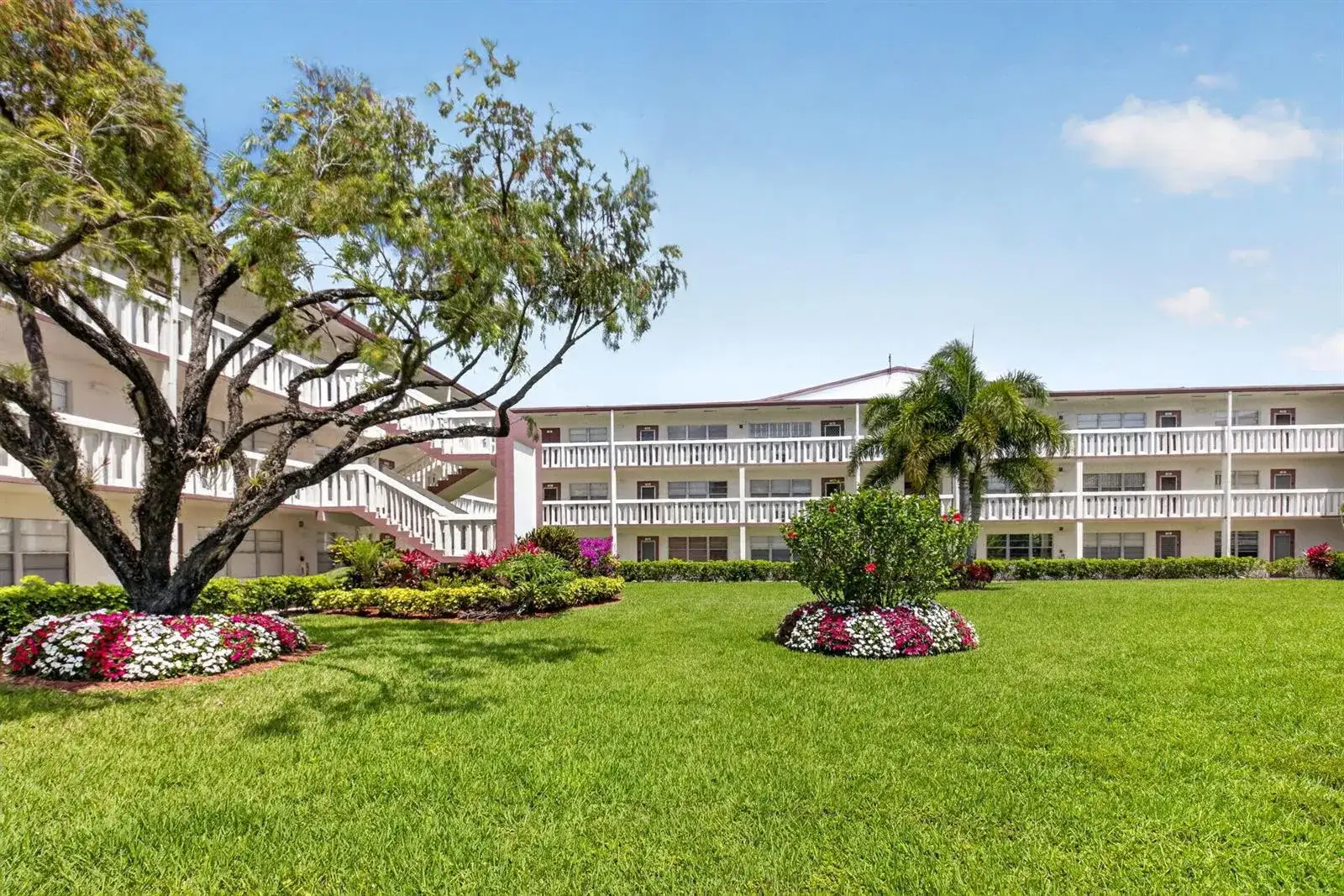 144 Fanshaw D, Boca Raton FL 33434 photo 5