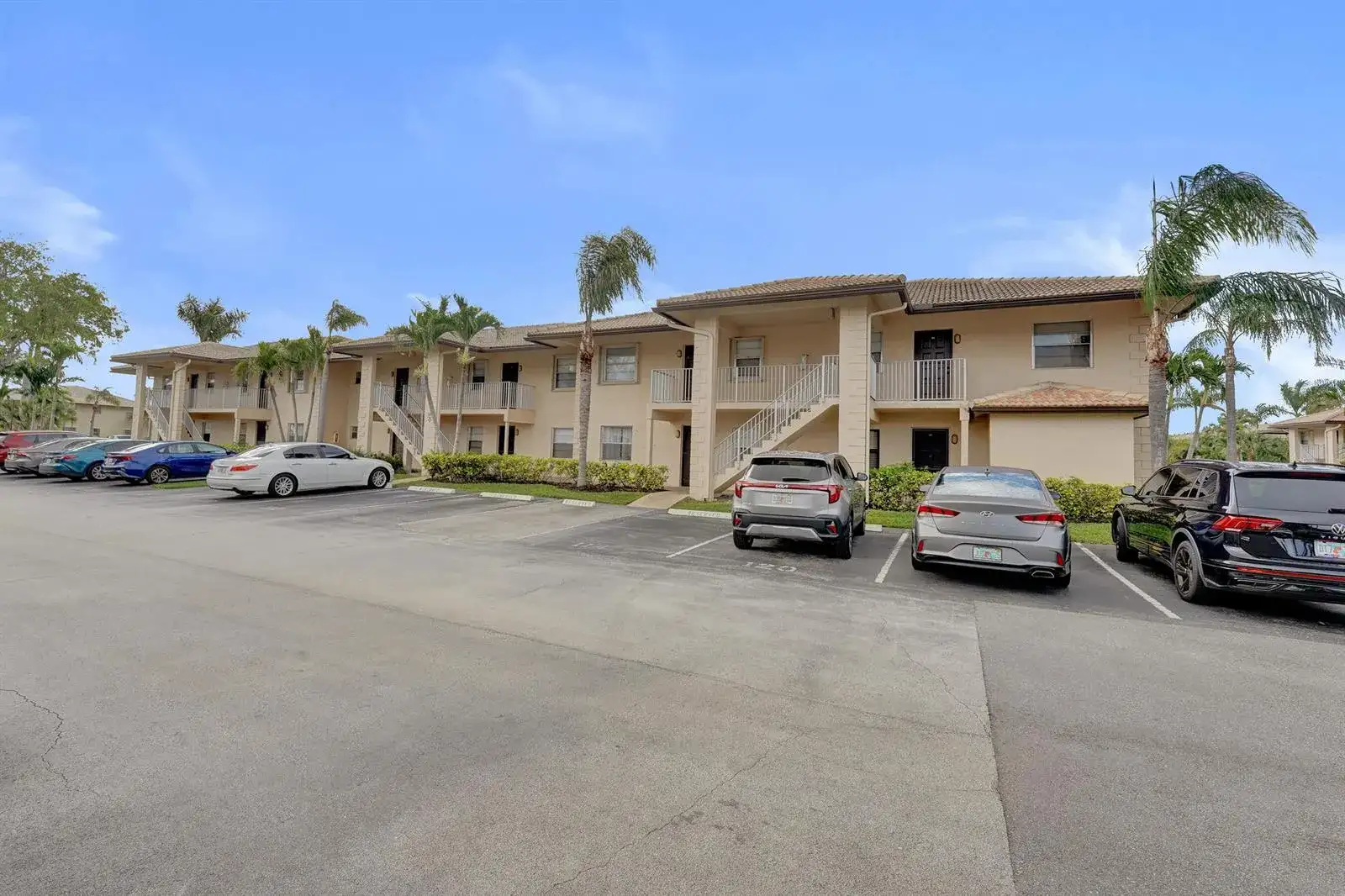 5531 Lakeside Drive # 202, Margate FL 33063 photo 2