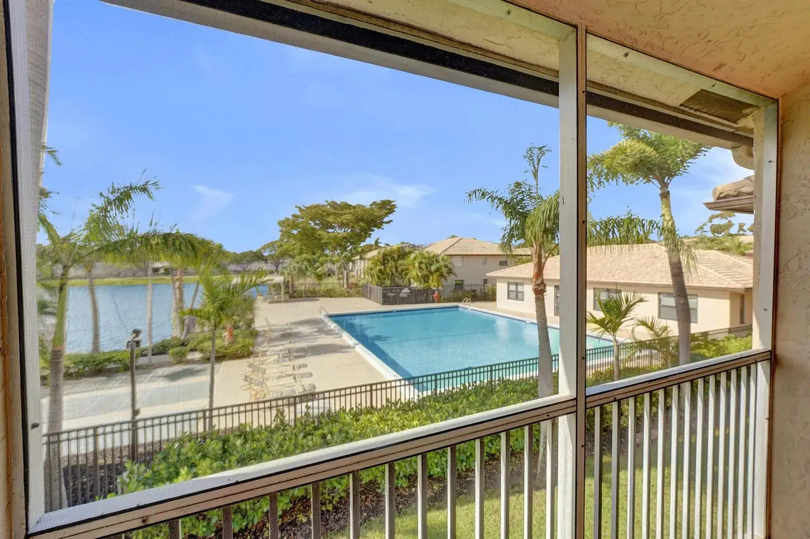 5531 Lakeside Drive # 202, Margate FL 33063 photo 4