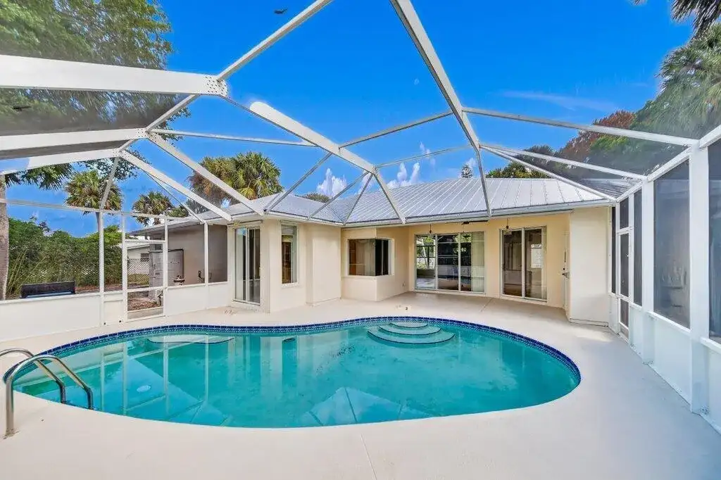612 SE 6th Street, Stuart FL 34994 photo 5