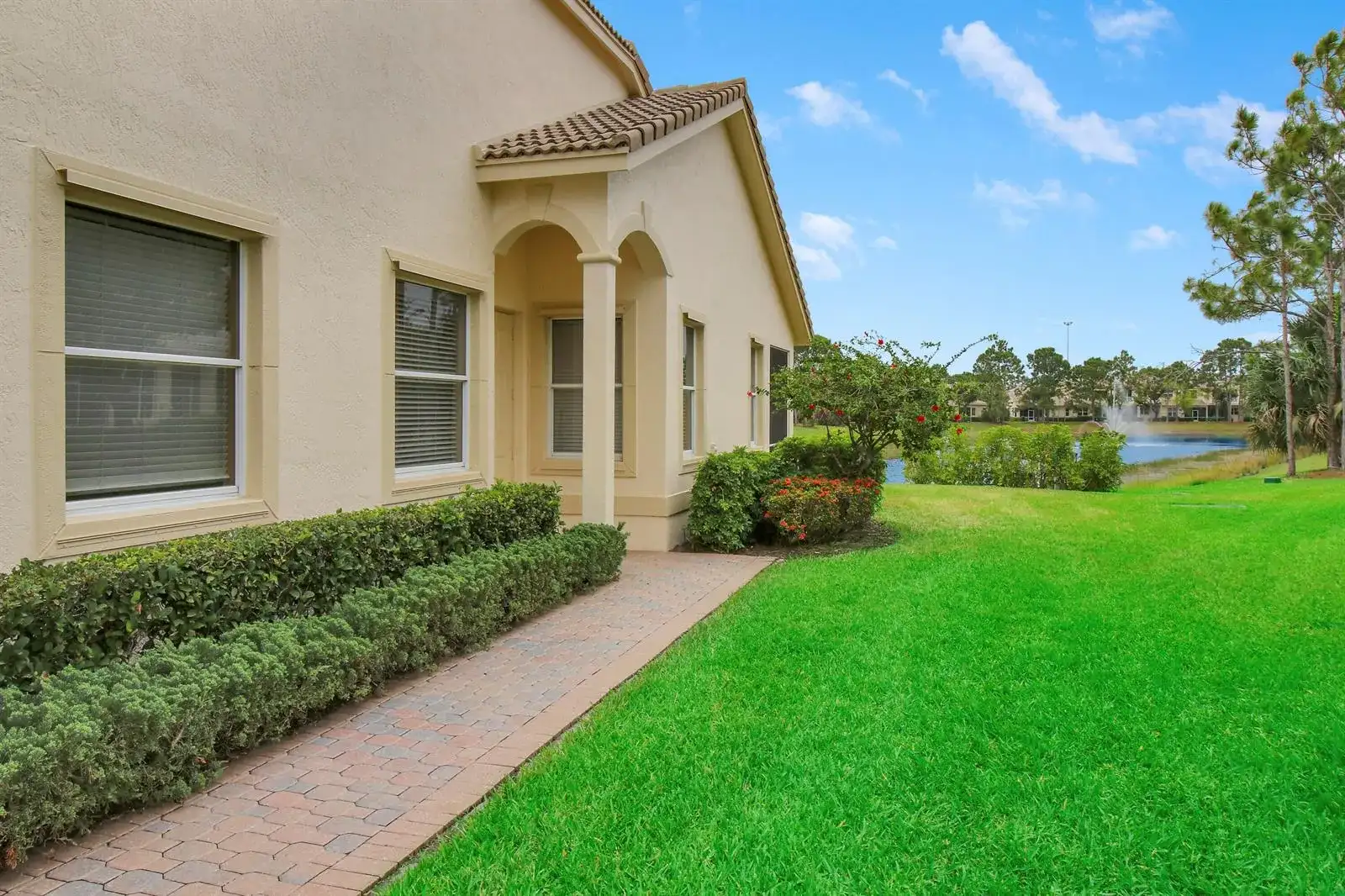 9015 Sand Shot Way, Port St. Lucie FL 34986 photo 3