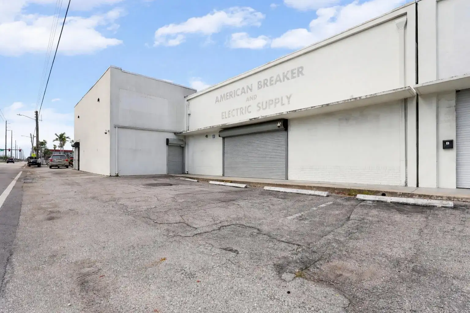 1800 N Dixie Highway, Hollywood FL 33020 photo 3