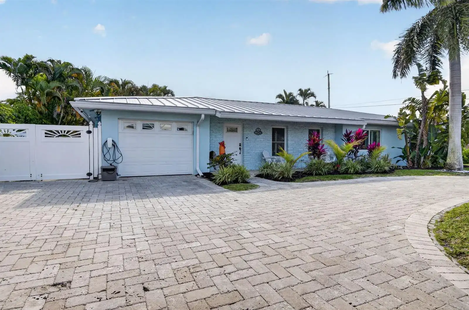 5800 NE 7th Avenue, Boca Raton FL 33487 photo 2