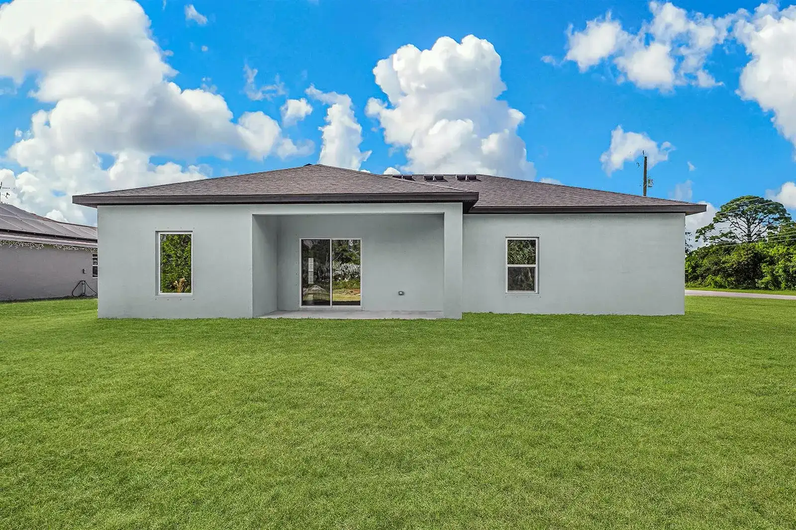 7945 105th Court, Vero Beach FL 32967 photo 3