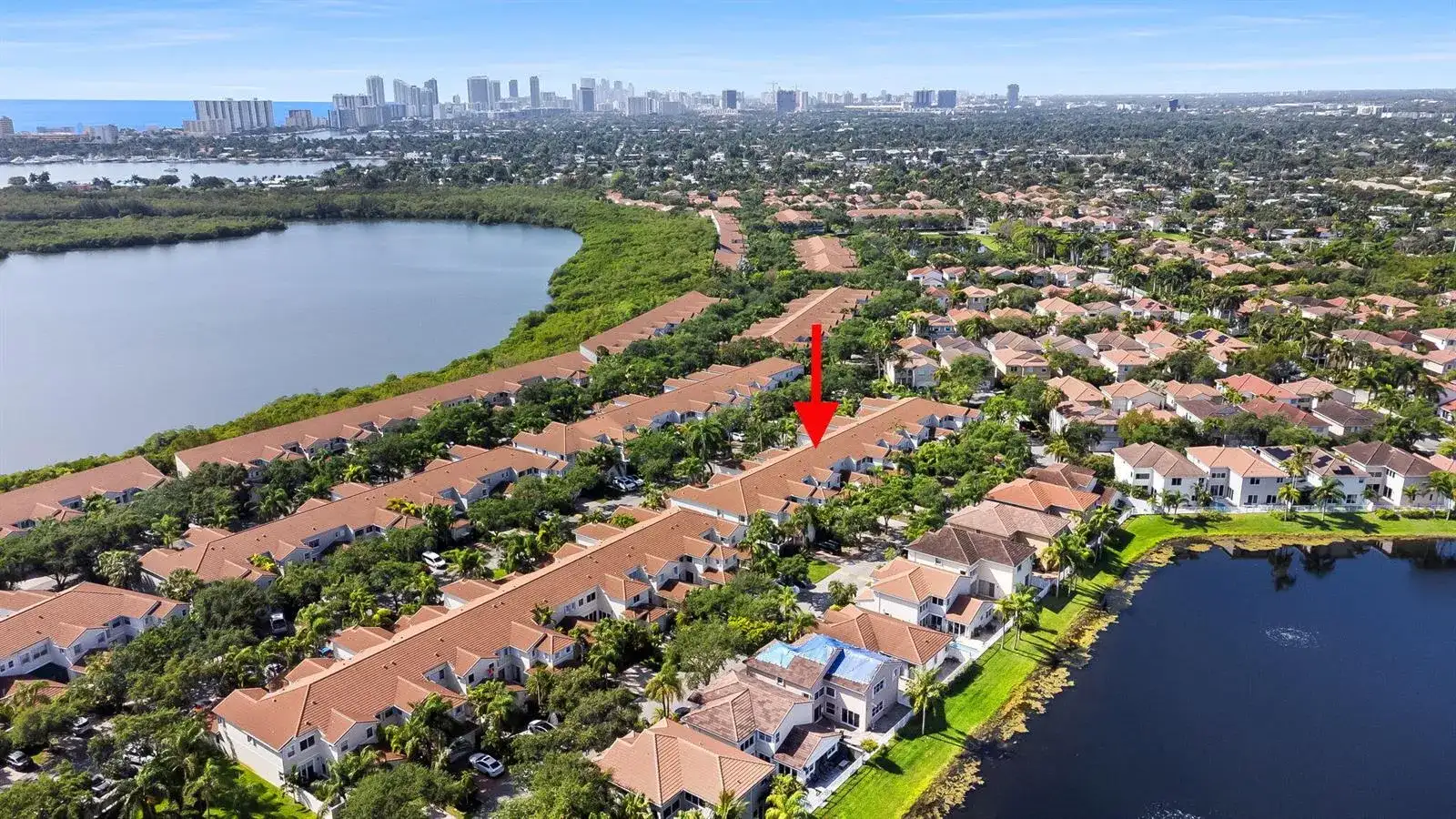 1551 Seagrape Way, Hollywood FL 33019 photo 2