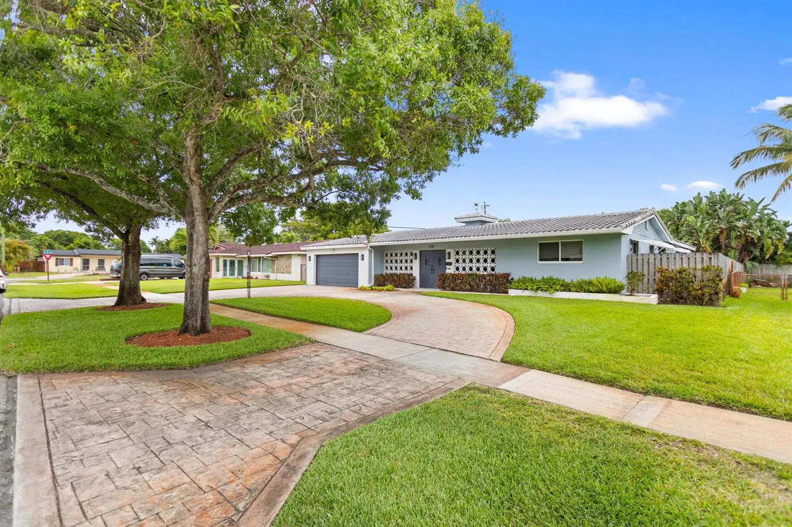 5281 SW 4th Court, Plantation FL 33317 photo 4