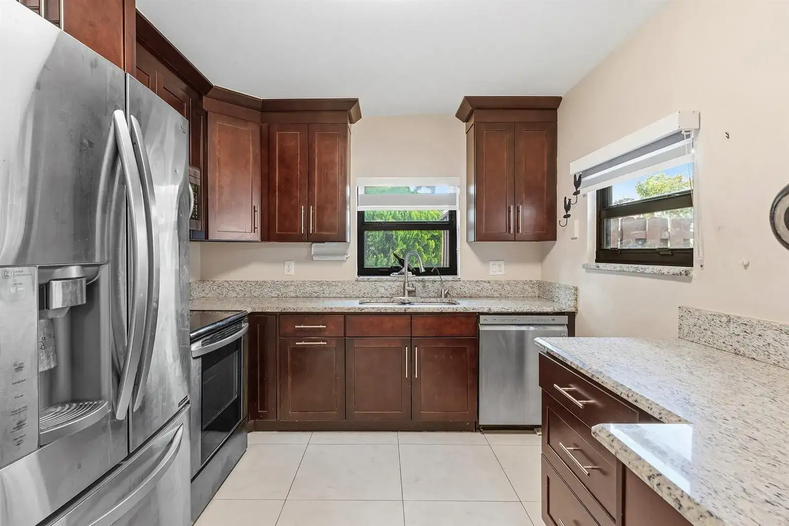 1875 Abbey Road, West Palm Beach FL 33415 photo 5