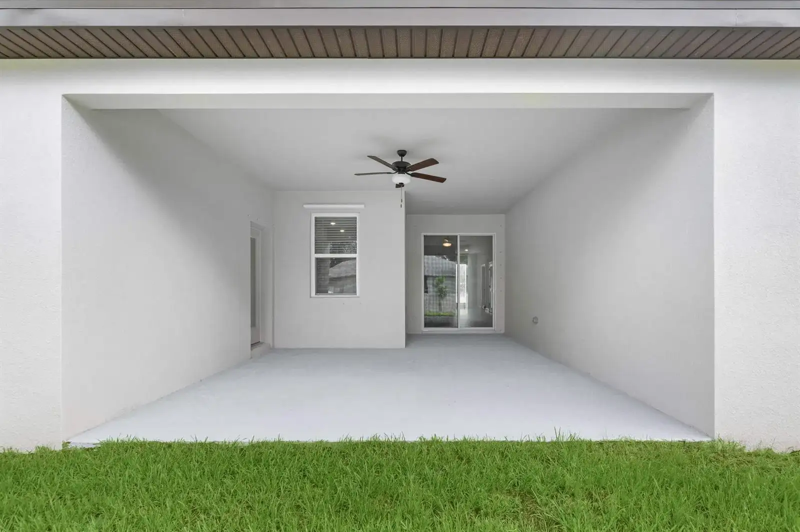 9345 101st Avenue, Vero Beach FL 32967 photo 2