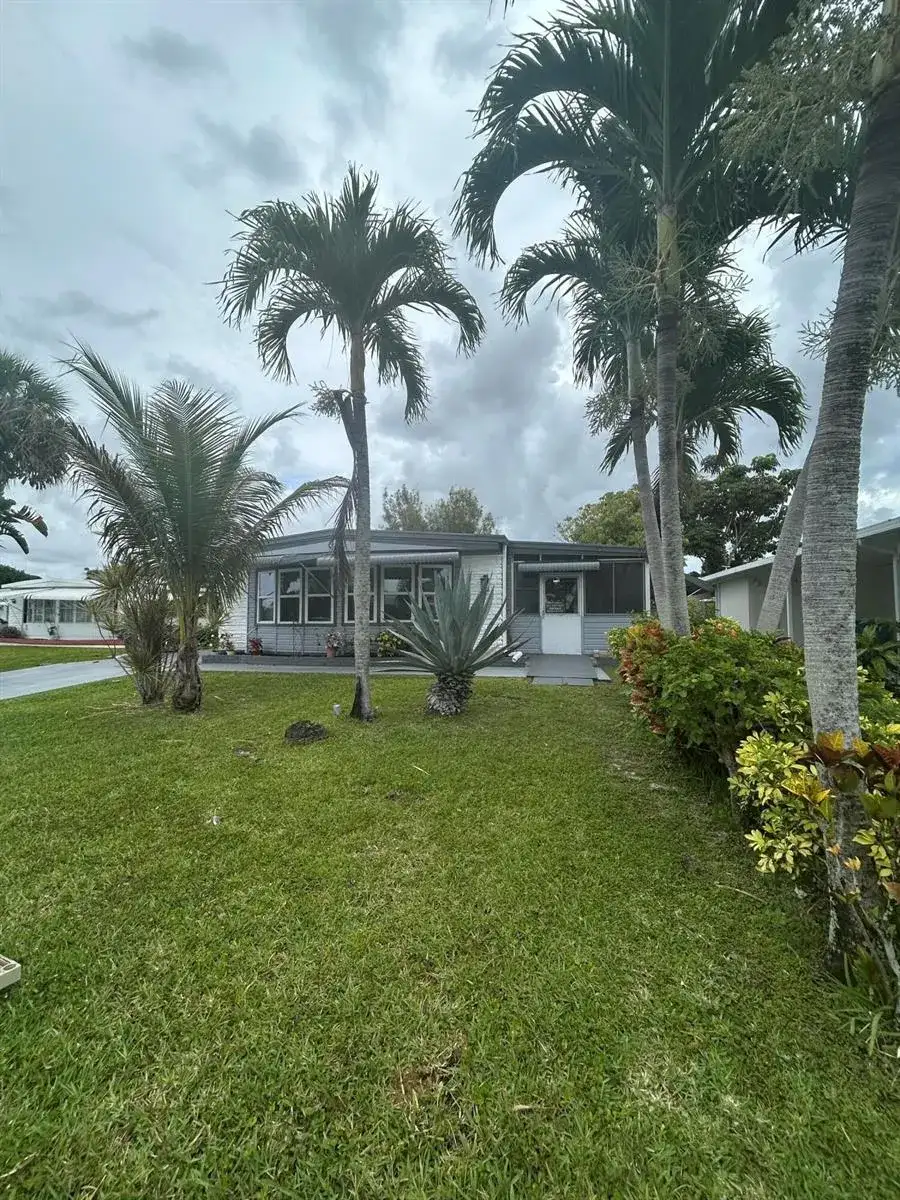 8628 Duke Court E, Boynton Beach FL 33436 photo 5