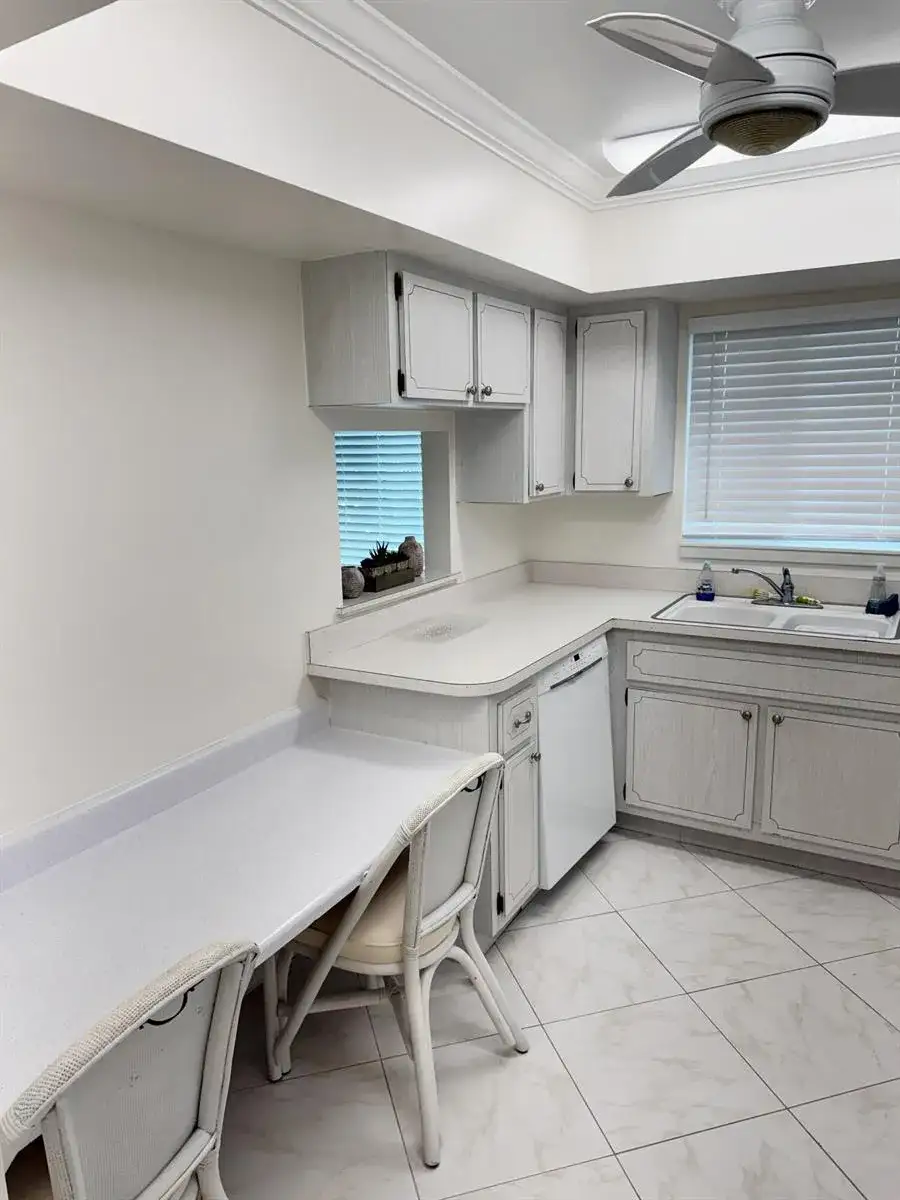 2950 SE Ocean Boulevard # 6, Stuart FL 34996 photo 5