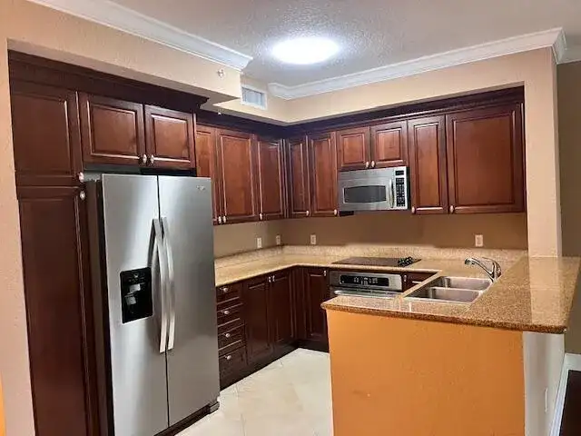 4 Renaissance Way # 302, Boynton Beach FL 33426 photo 3