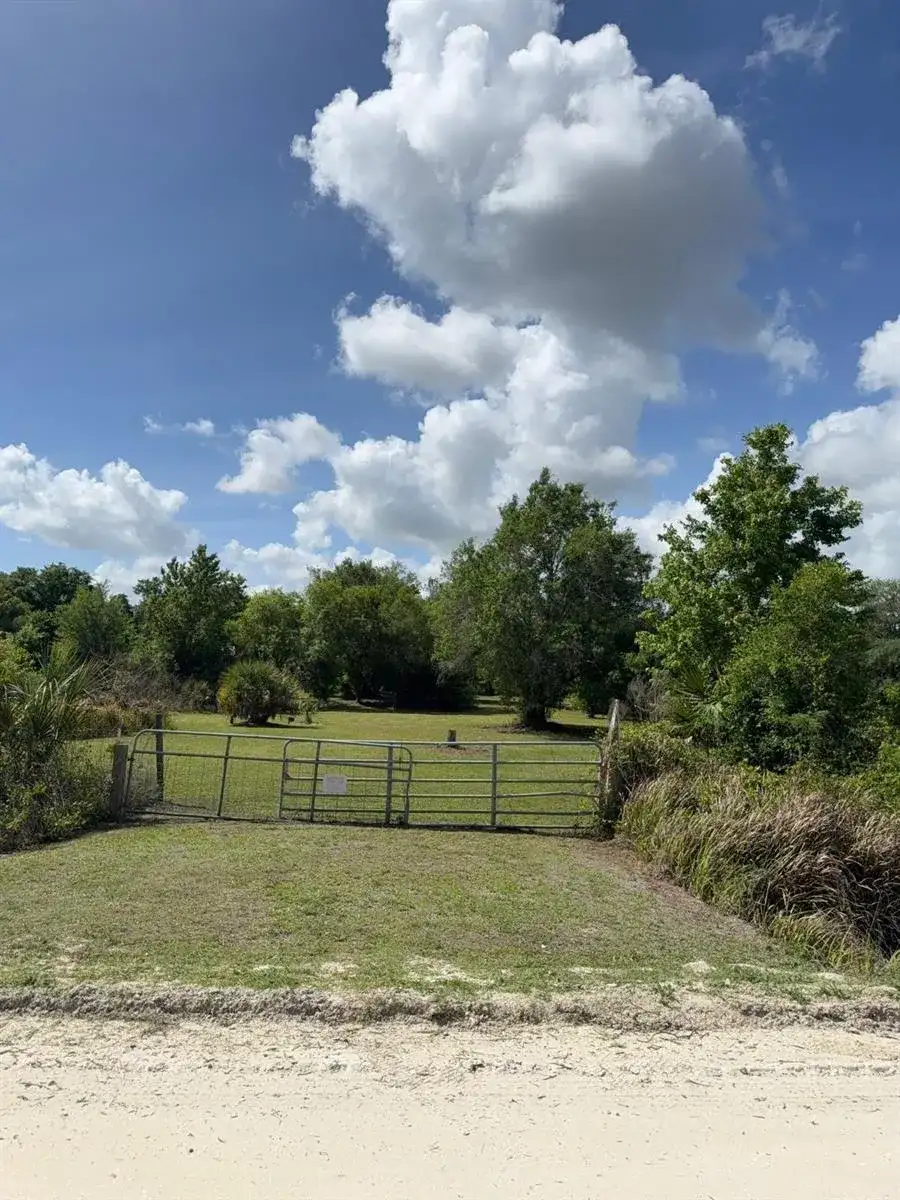 19636 NW 272nd Street, Okeechobee FL 34972 photo 2