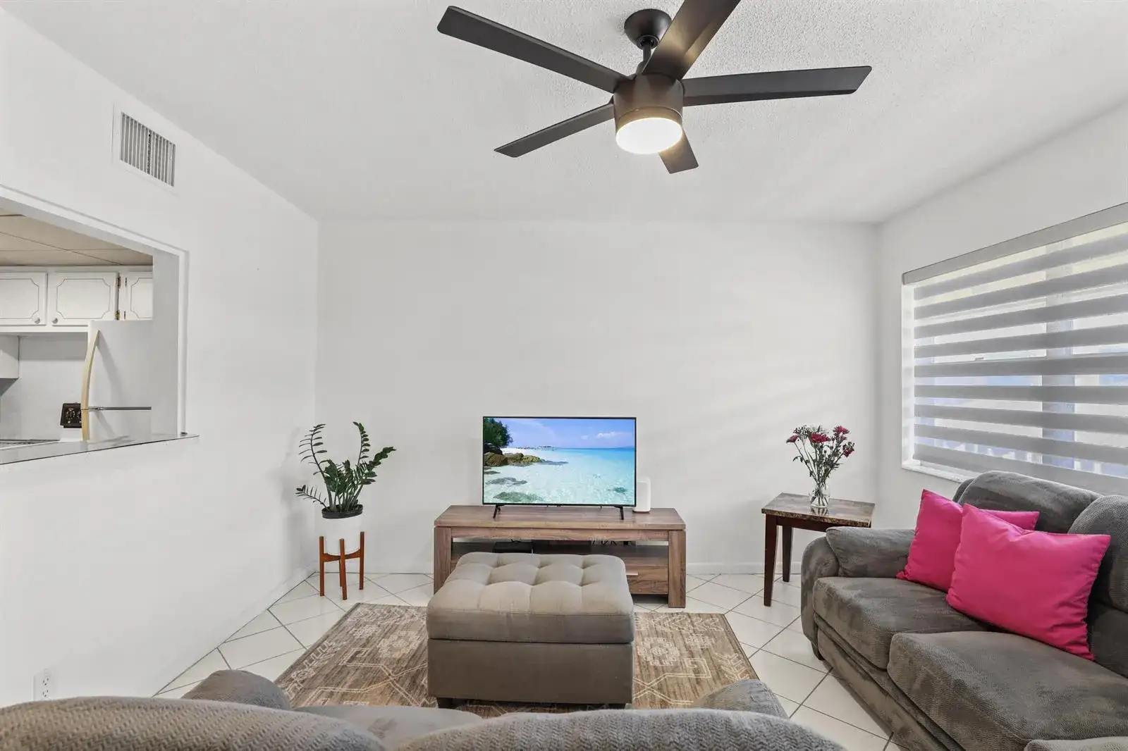215 Sheffield I, West Palm Beach FL 33417 photo 4