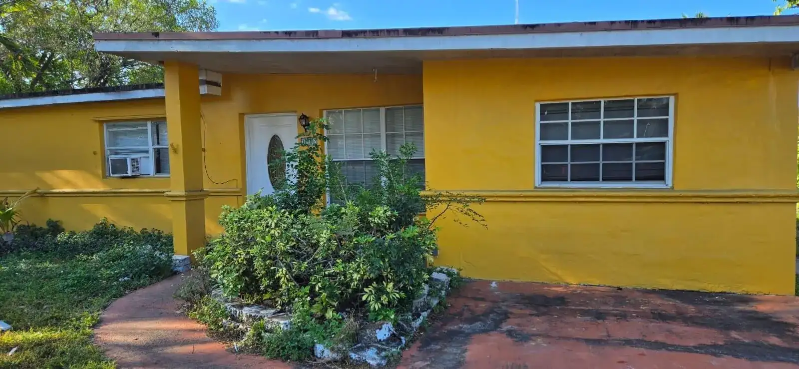 112 Newton Road, West Park FL 33023 photo 2
