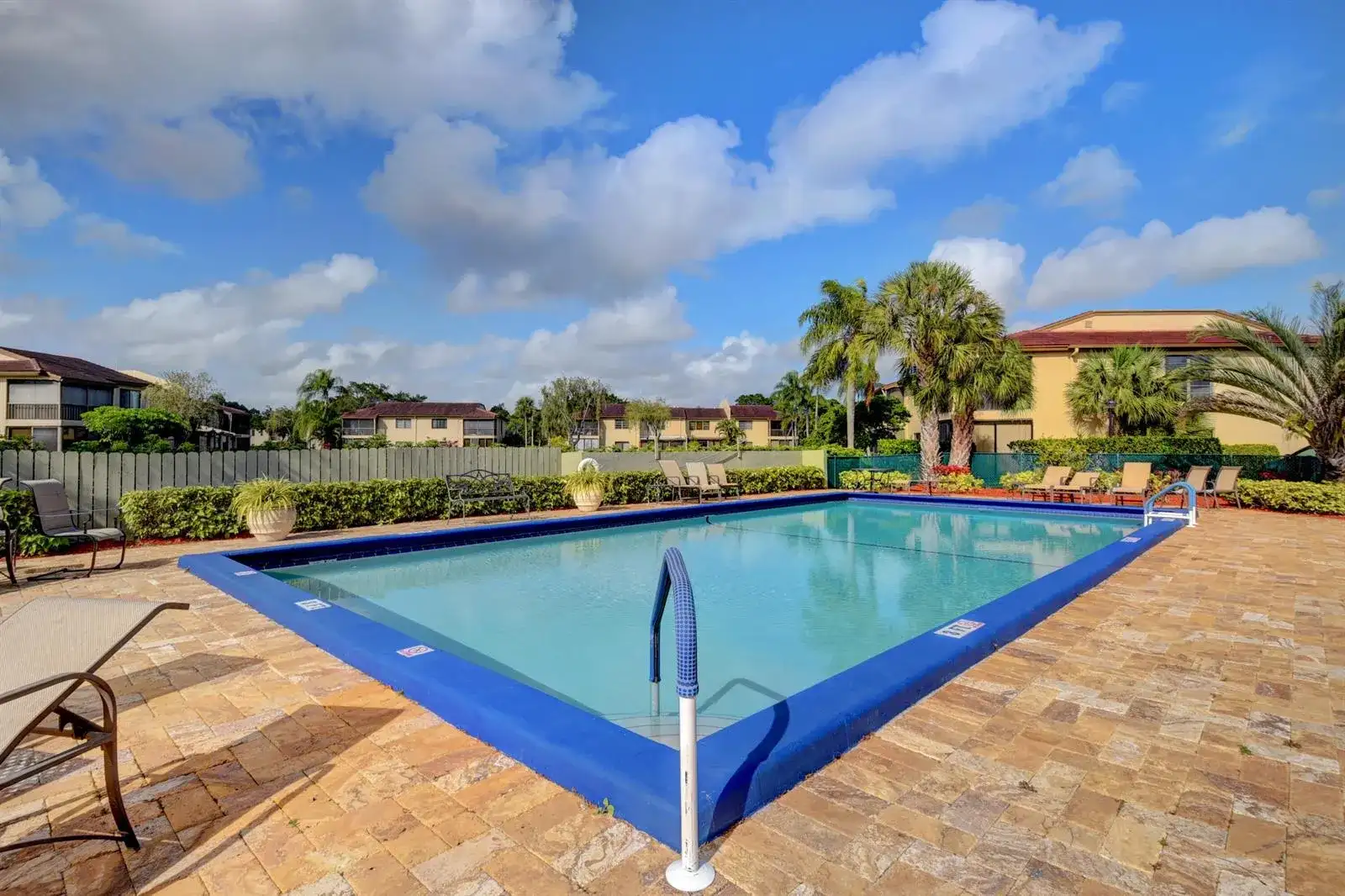 7911 Eastlake Drive # H, Boca Raton FL 33433 photo 2