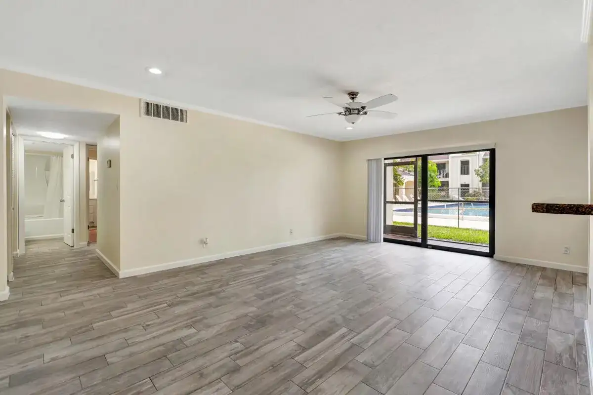 150 Pineview Road # F3, Jupiter FL 33469 photo 3