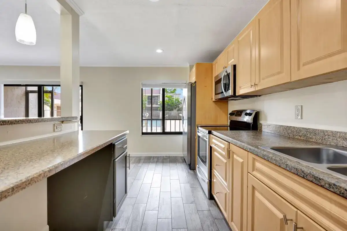 150 Pineview Road # F3, Jupiter FL 33469 photo 4