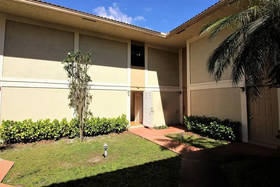 8801 W Sample Road # 11, Coral Springs FL 33065 photo 3