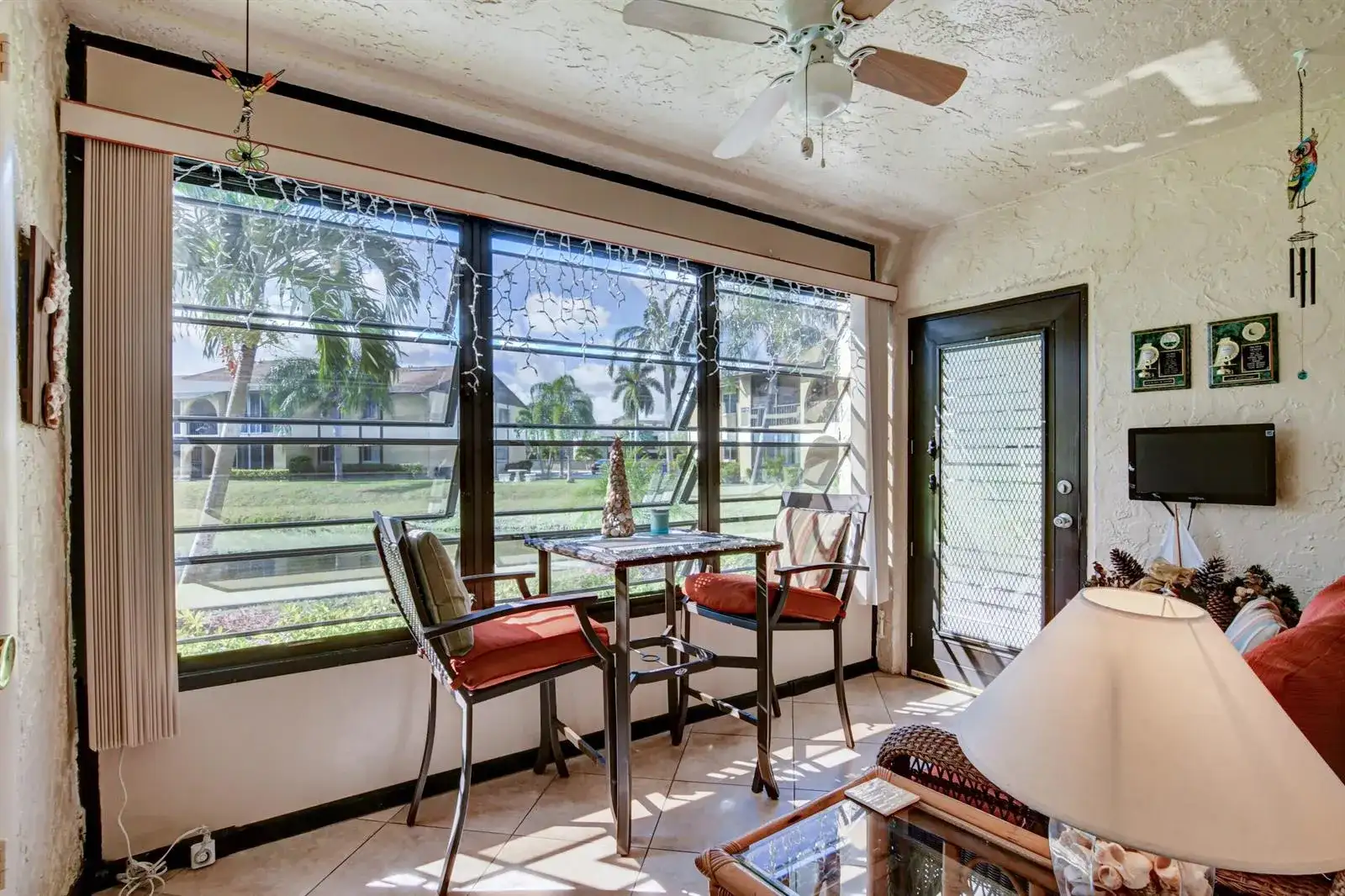 334 Pine Ridge Circle # 1, FL 33463 photo 3