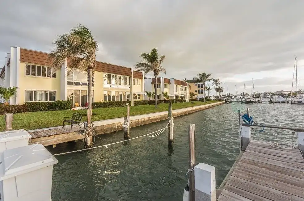 1315 Bayshore Drive # 204, Fort Pierce FL 34949 photo 2
