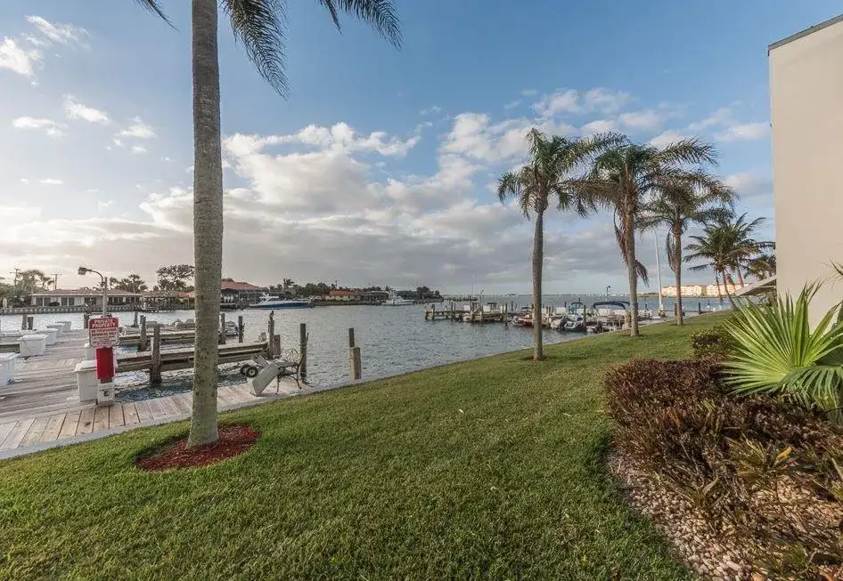 1315 Bayshore Drive # 204, Fort Pierce FL 34949 photo 3