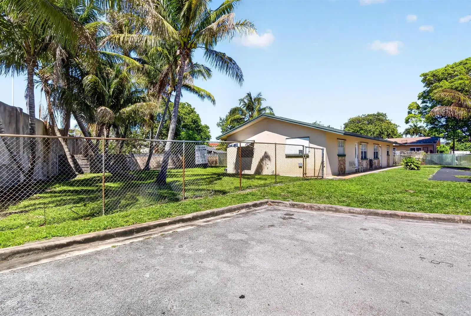 121 NW 56th Court # 2, Oakland Park FL 33309 photo 3