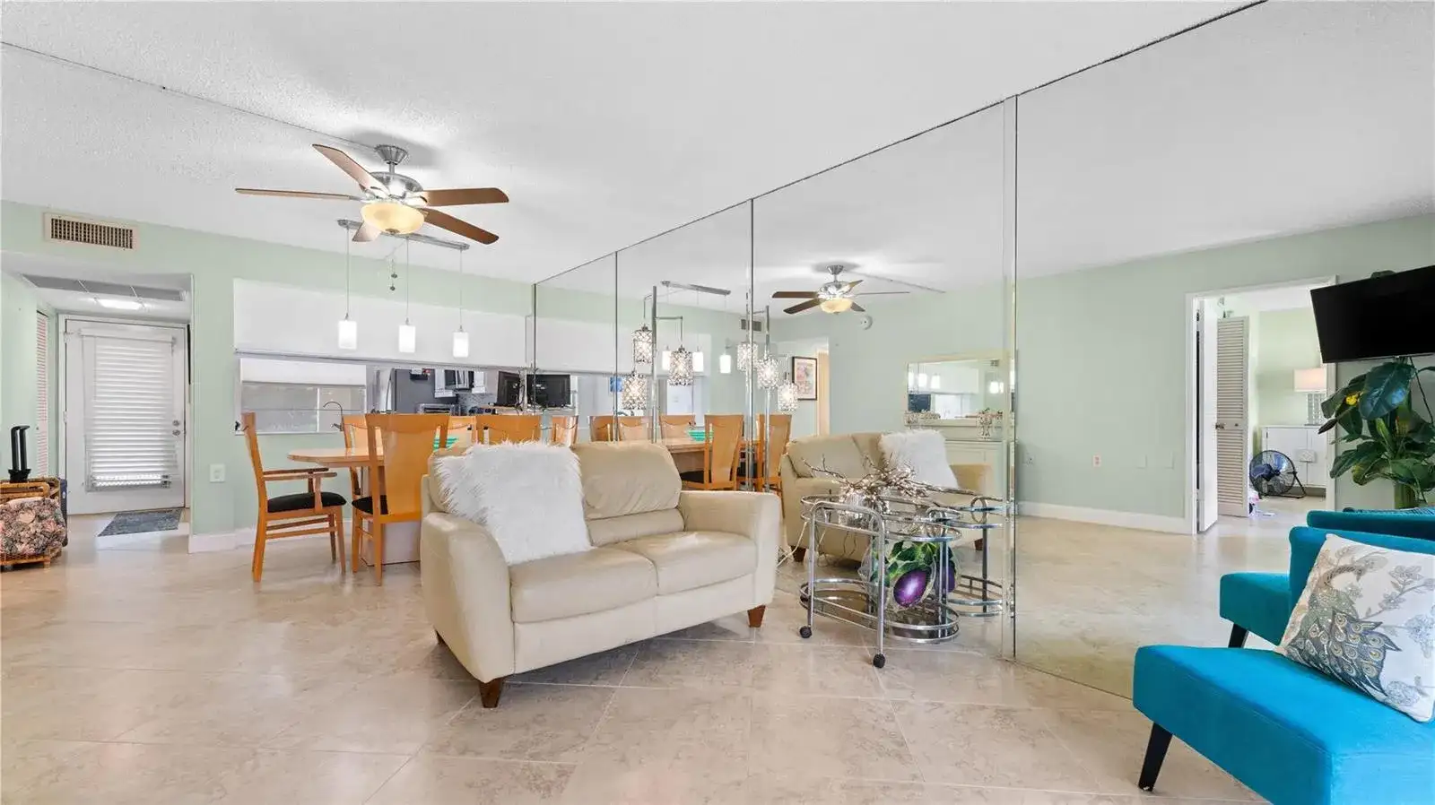 2710 NASSAU Bend # B1, Coconut Creek FL 33066 photo 3