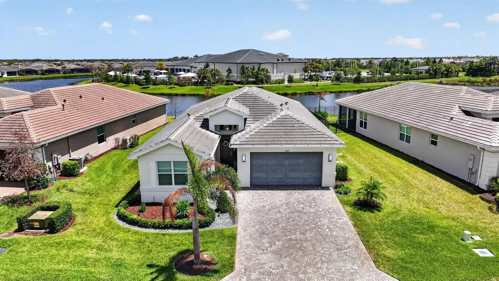 11869 SW Poseidon Way, Port St. Lucie FL 34987 photo 3