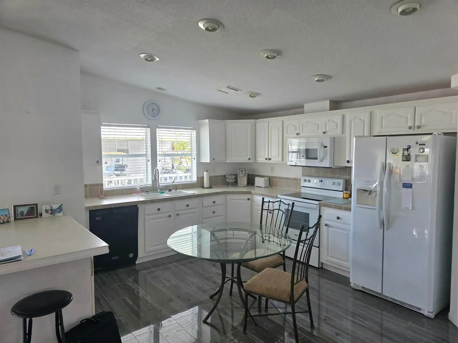8027 9th Hole Drive, Port St. Lucie FL 34952 photo 3