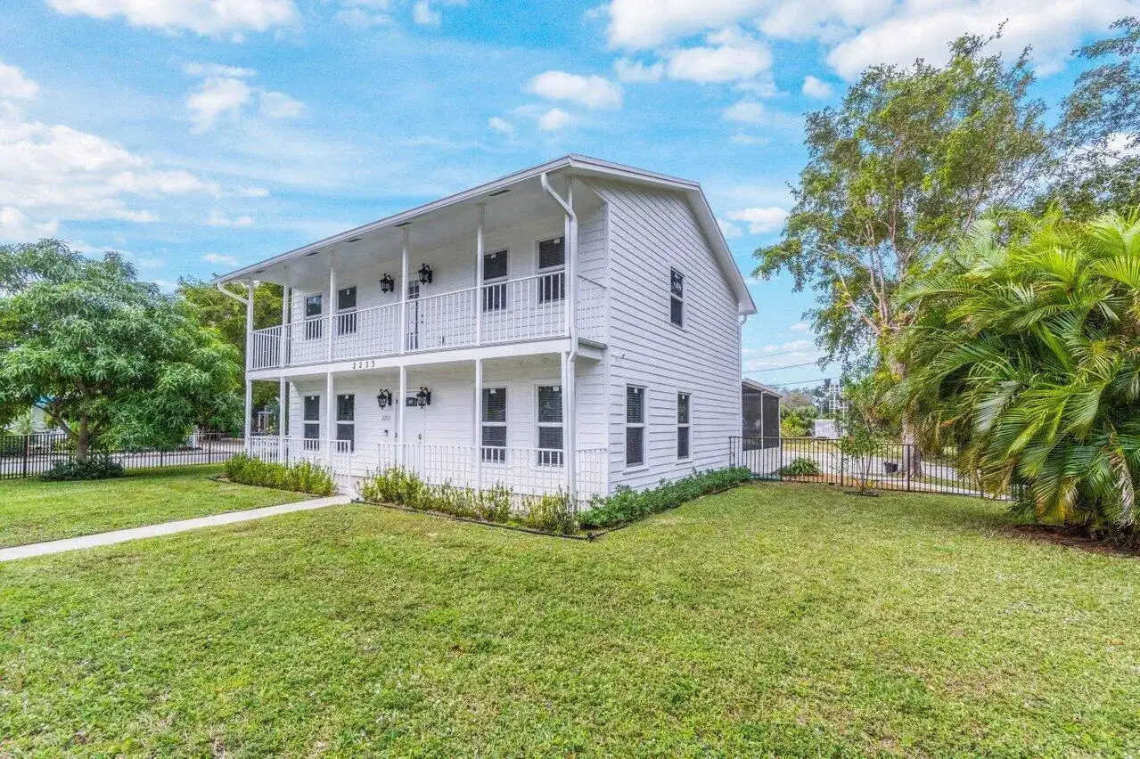 2233 Dock Street, West Palm Beach FL 33401 photo 3