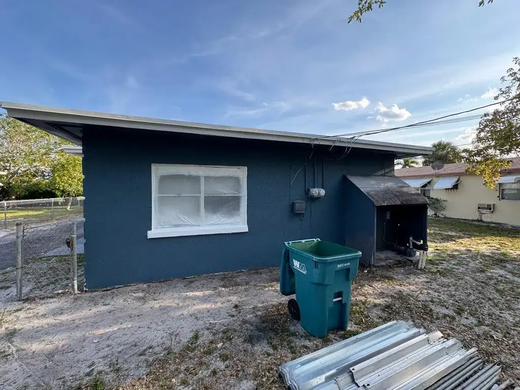 112 W 34th Street # 1, Riviera Beach FL 33404 photo 2