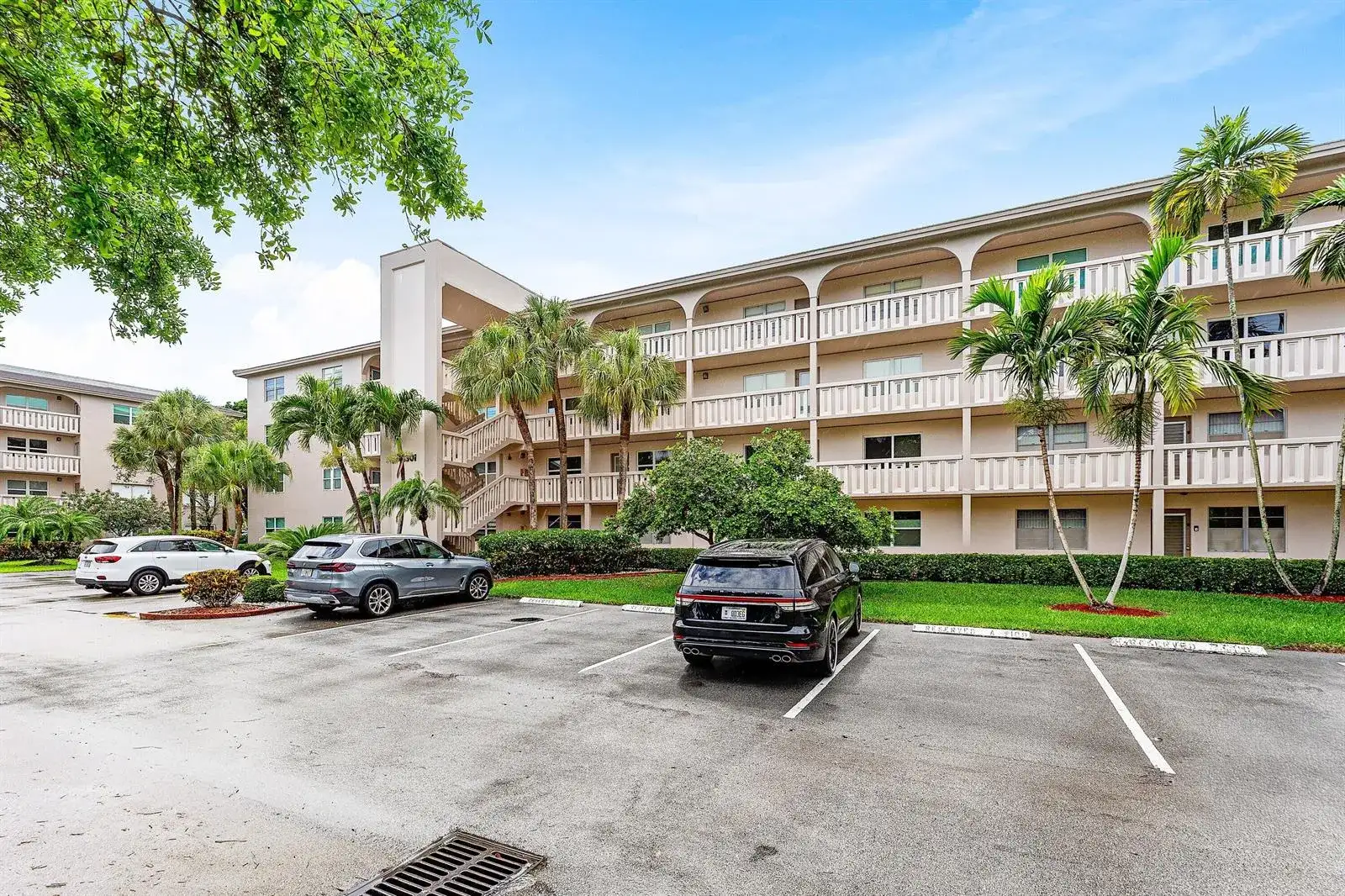 3301 Aruba Way # C1, Coconut Creek FL 33066 photo 2